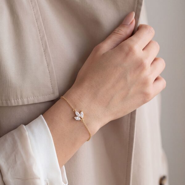 Alternative view of Armband „Liliane“ aus 925er Sterling Silber, goldplattiert & weißer Zirkonia