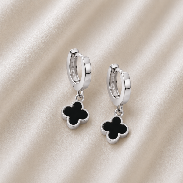 Klappcreolen „New York“ mit Onyx aus 925er Sterling Silber
