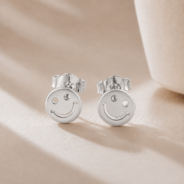 Smiley-Ohrstecker aus 925er Sterling Silber in matter Optik