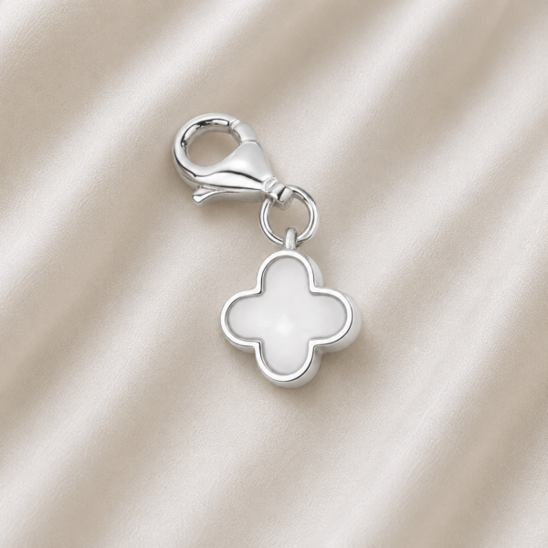 Charm „New York“ aus Perlmutt und 925 Sterling Silber