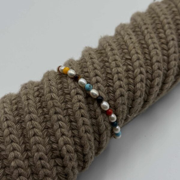 Alternative view of Kugelarmband „Lolana“ mit Perlen & Edelstein aus 925er Sterling Silber, goldplattiert