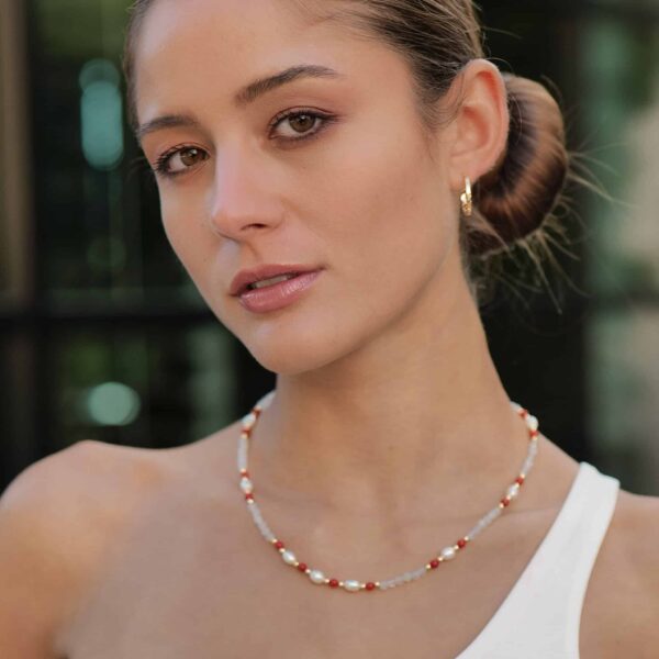 Alternative view of Perlen-Kugelkette „Imelda“ mit Edelstein aus 925er Sterling Silber, goldplattiert