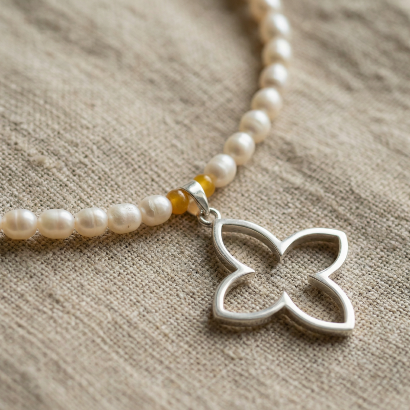 Kugelkette „Coslada No. 2“ mit Süßwasserperlen aus 925er Sterling Silber