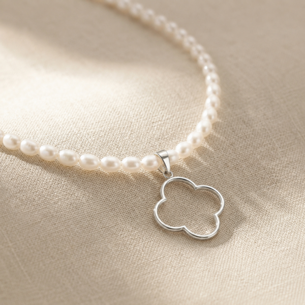 Mini-Kugelkette „Columbiana“ mit Süßwasserperlen aus 925er Sterling Silber