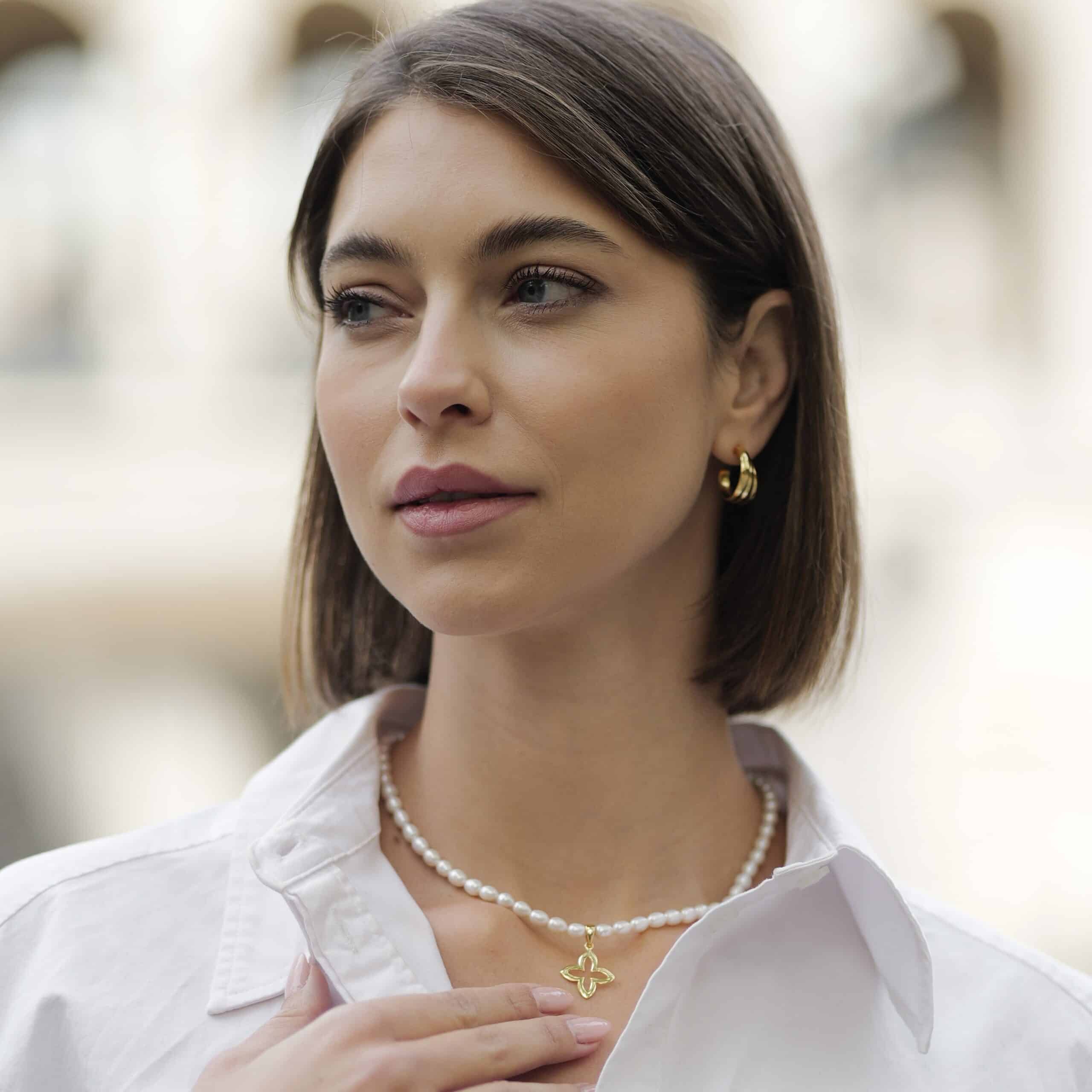 Coslada Kugelkette Süsswasserperlen mit 925 Sterling Silber goldplattiert