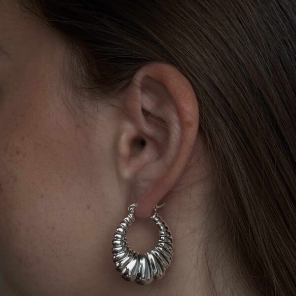 Alternative view of Creolen „Melania“ aus 925er Sterling Silber