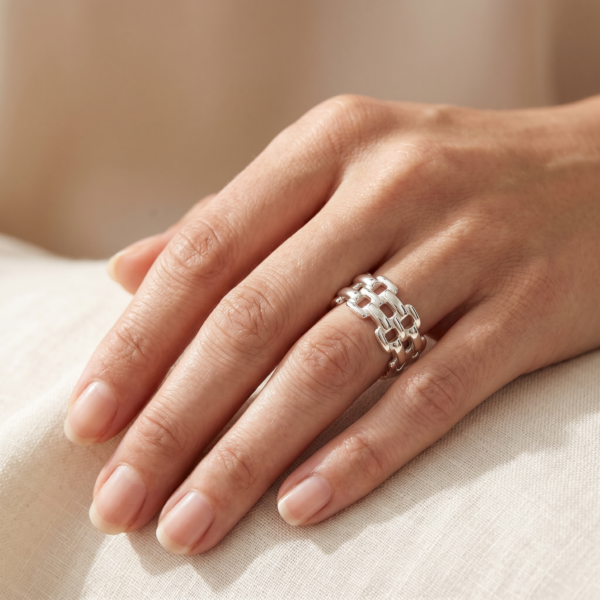 Alternative view of Ring „Eterna“ aus 925er Sterling Silber