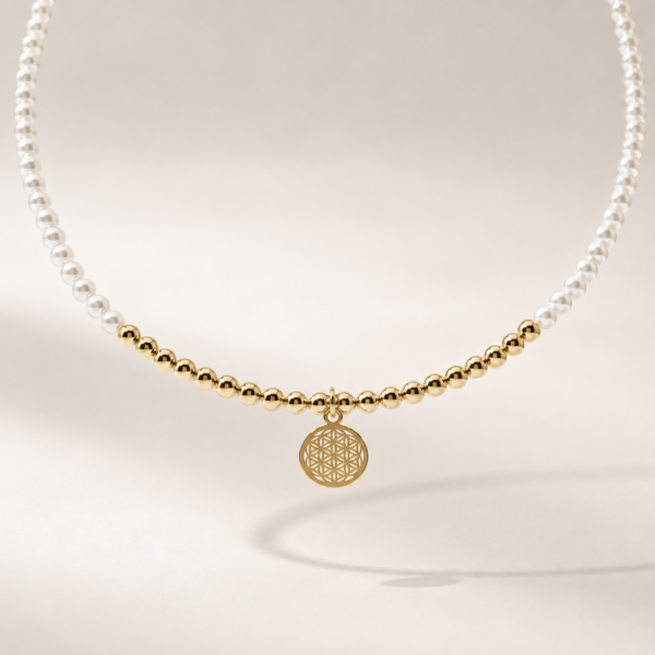 Kugelkette „Alexa“ mit Muschelkernperlen aus 925er Sterling Silber, goldplattiert