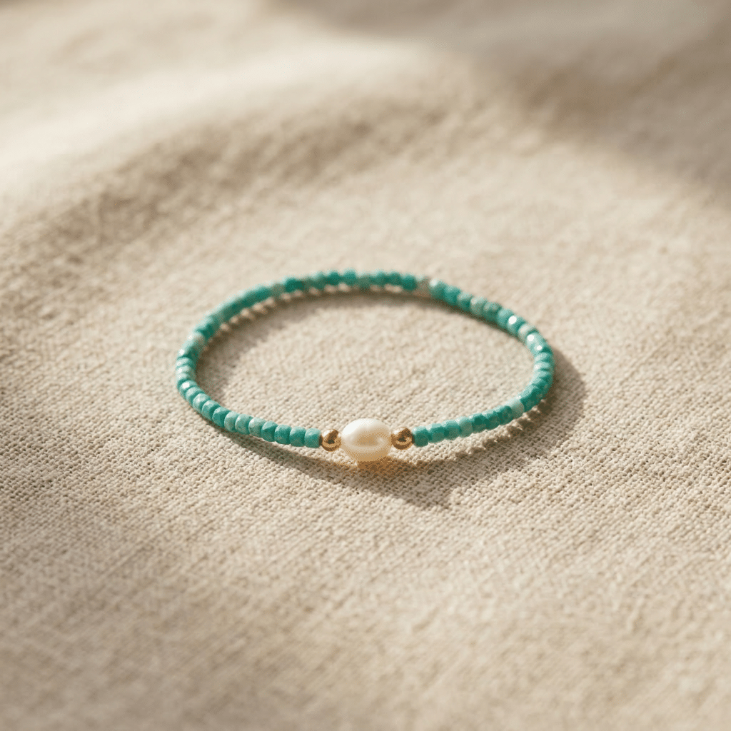 Kugelarmband „Azzuro“ mit Edelstein aus 925er Sterling Silber, goldplattiert