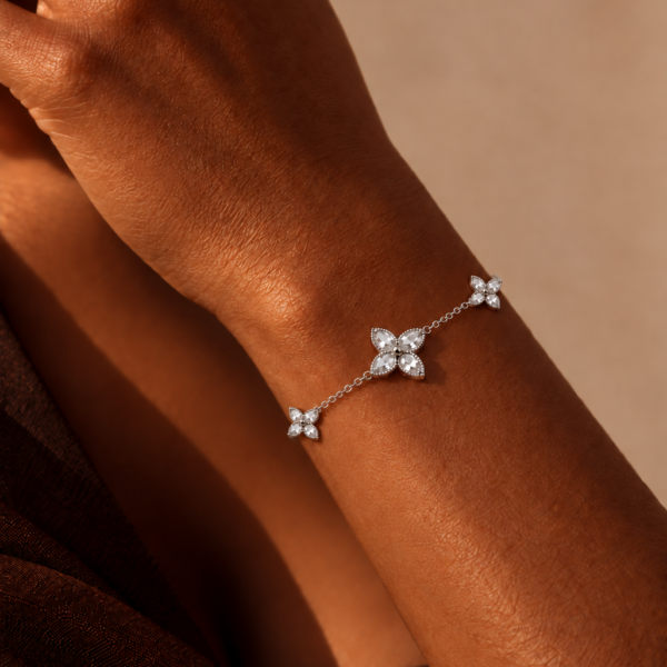 Armband „Elada“ mit 3er-Blüte aus 925 Sterling Silber & Zirkonia