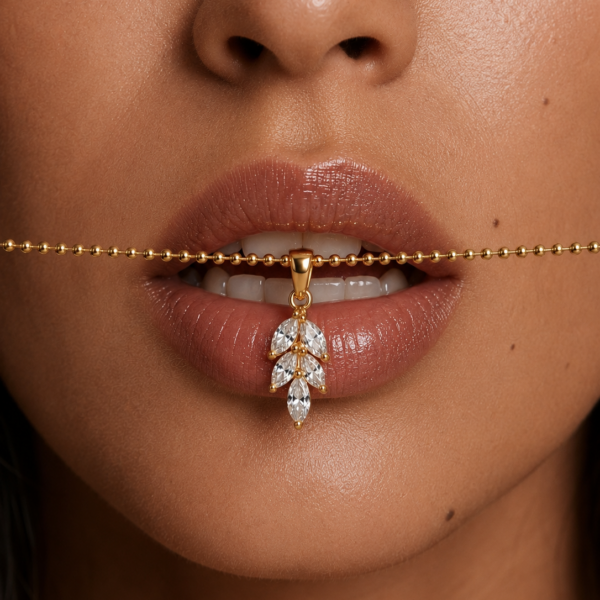 Kette „Lilly“ aus 925er Sterling Silber, goldplattiert & Zirkonia